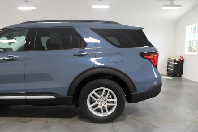 new 2025 Ford Explorer car, priced at $43,301