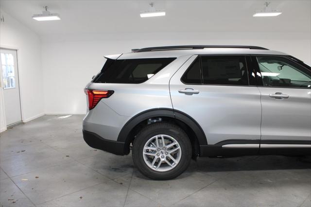 new 2025 Ford Explorer car, priced at $39,523