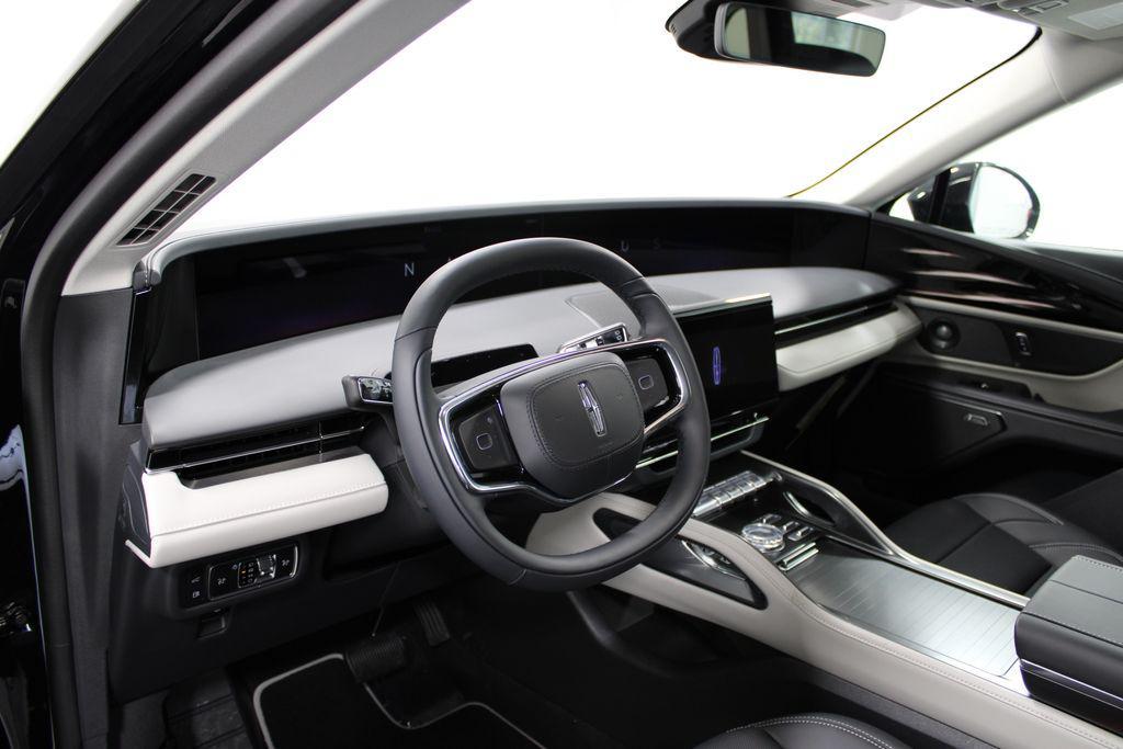 new 2025 Lincoln Nautilus car, priced at $58,099