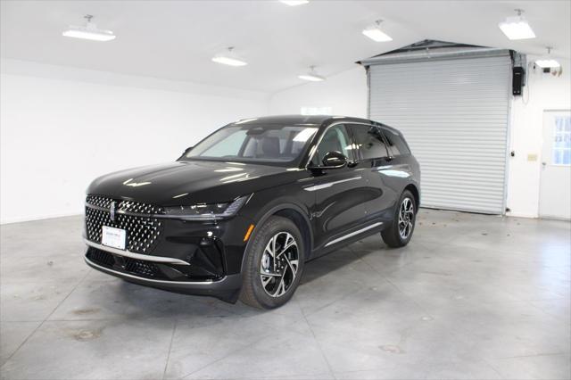 new 2025 Lincoln Nautilus car, priced at $58,704