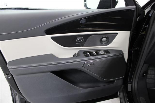 new 2025 Lincoln Nautilus car, priced at $58,099