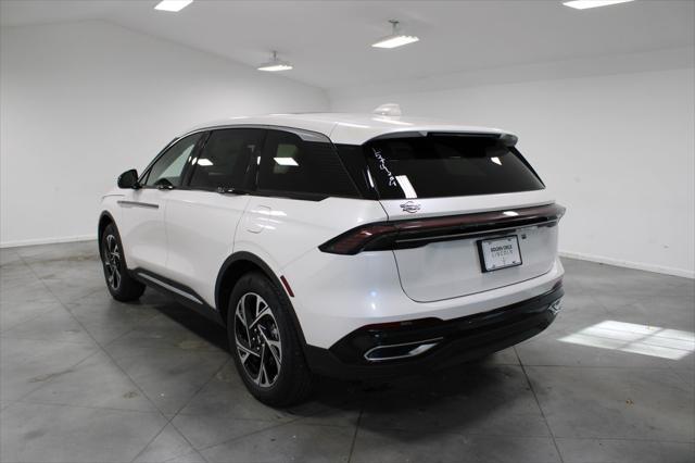 new 2025 Lincoln Nautilus car, priced at $59,800