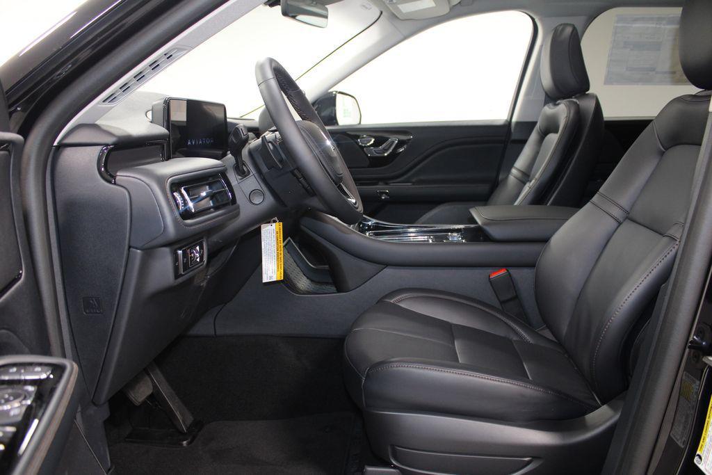 new 2025 Lincoln Aviator car, priced at $64,392