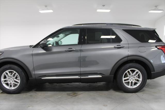 new 2025 Ford Explorer car, priced at $42,914