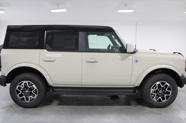 new 2025 Ford Bronco car, priced at $47,721