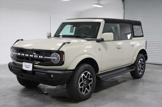 new 2025 Ford Bronco car, priced at $47,721