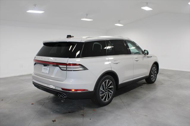 new 2025 Lincoln Aviator car, priced at $60,312