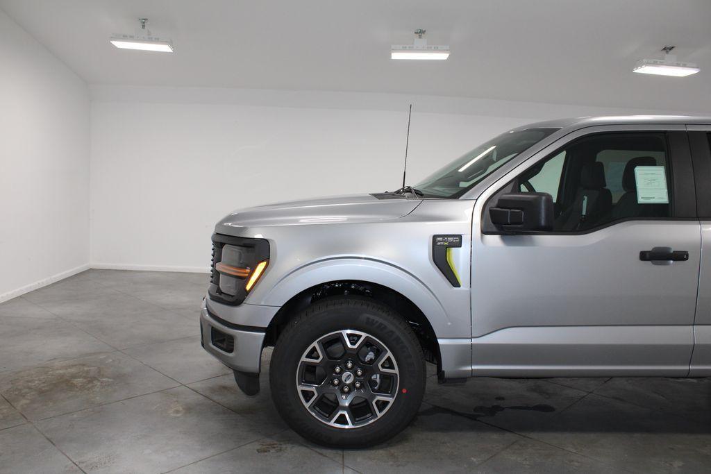 new 2024 Ford F-150 car, priced at $42,964