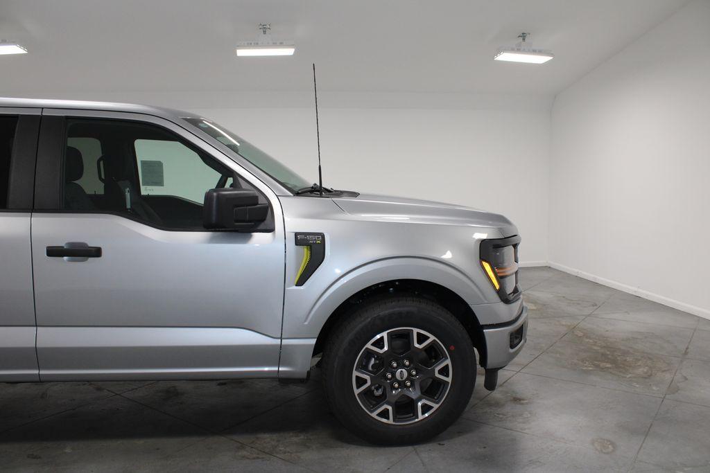 new 2024 Ford F-150 car, priced at $42,964