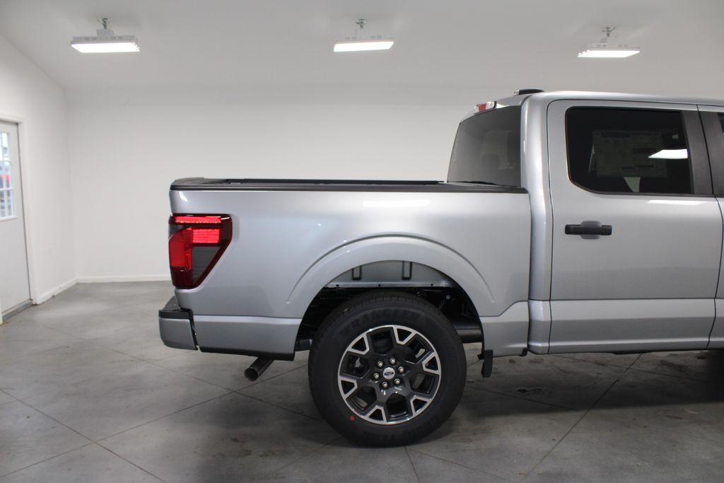 new 2024 Ford F-150 car, priced at $42,964