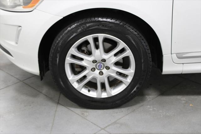 used 2015 Volvo XC60 car, priced at $10,488