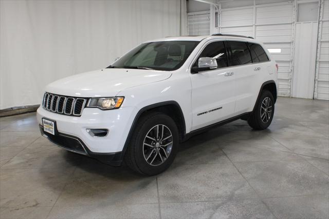 used 2017 Jeep Grand Cherokee car, priced at $16,898