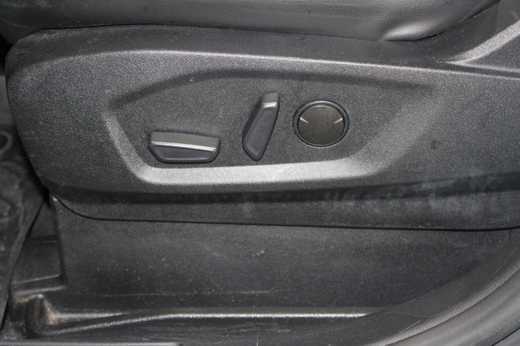 used 2021 Ford Edge car, priced at $19,198