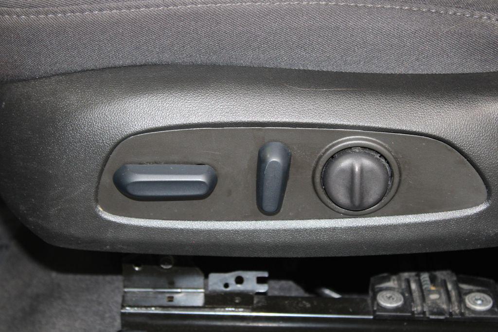 used 2023 Chevrolet Malibu car, priced at $15,558