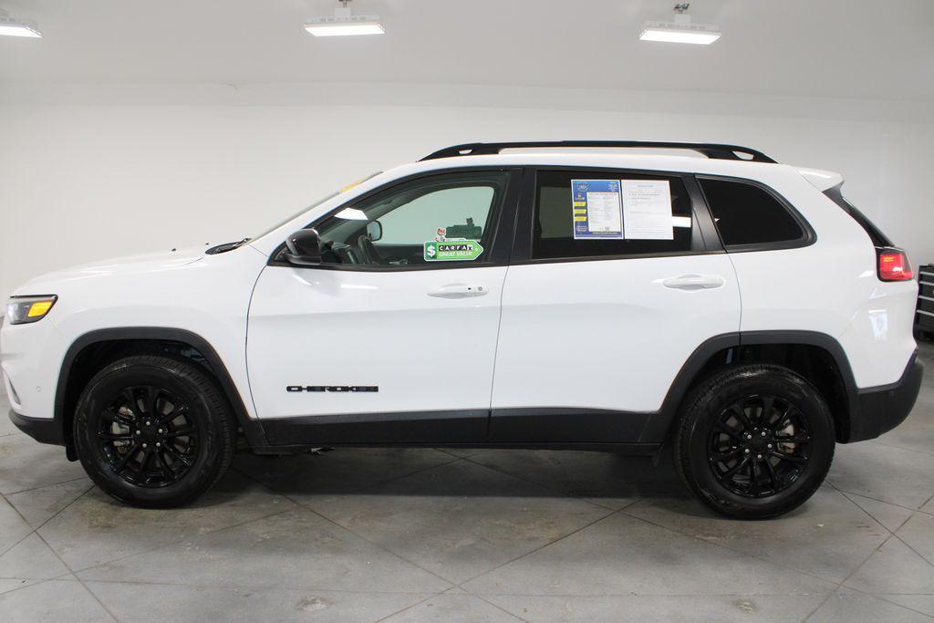 used 2023 Jeep Cherokee car, priced at $23,718