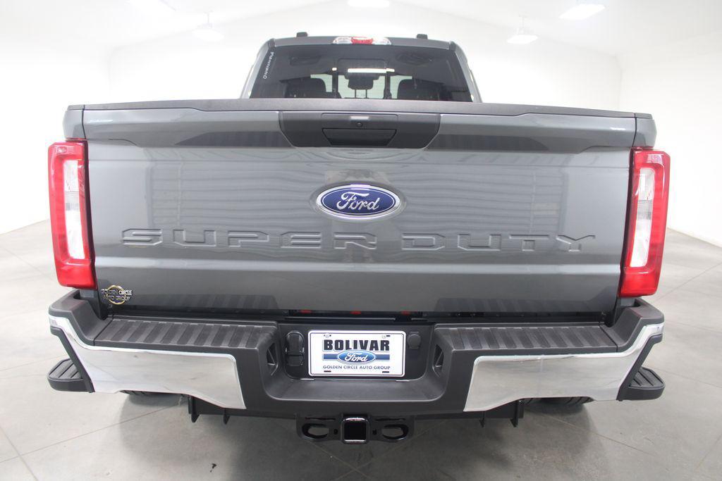 new 2025 Ford F-350 car, priced at $65,322