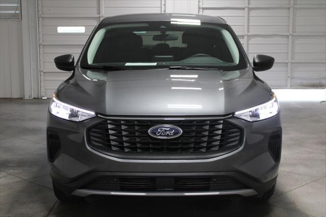 new 2025 Ford Escape car, priced at $29,390