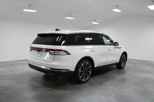 new 2025 Lincoln Aviator car, priced at $70,711