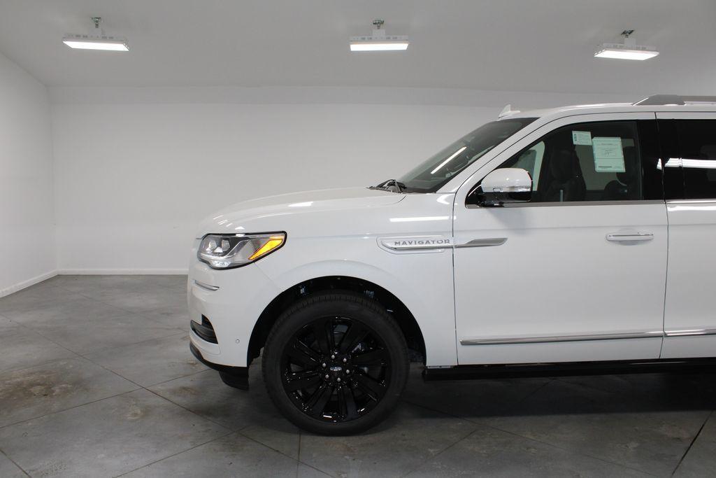 new 2024 Lincoln Navigator L car, priced at $106,645