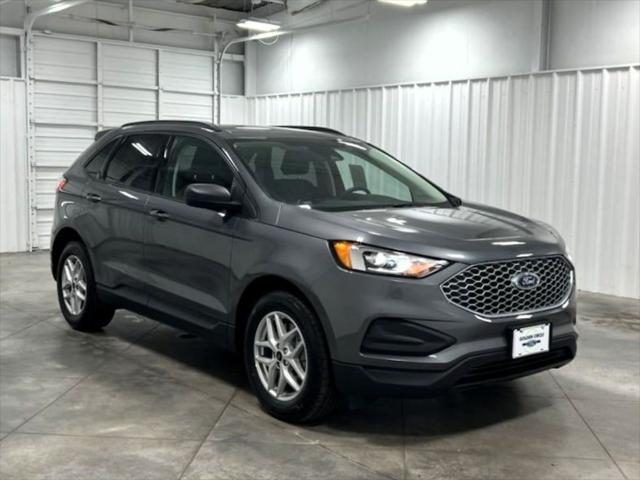 new 2024 Ford Edge car, priced at $33,750