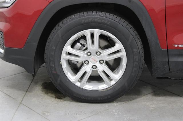 used 2023 GMC Terrain car, priced at $24,268