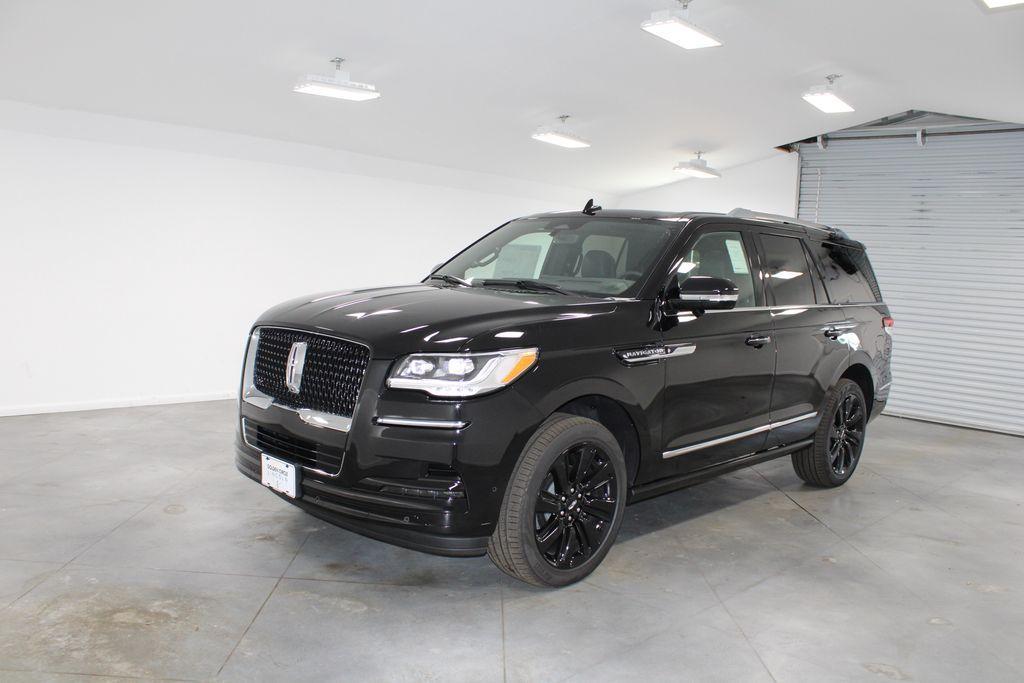 new 2024 Lincoln Navigator car, priced at $99,912