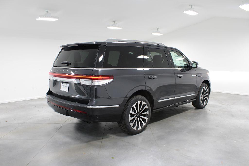 new 2024 Lincoln Navigator car, priced at $98,978