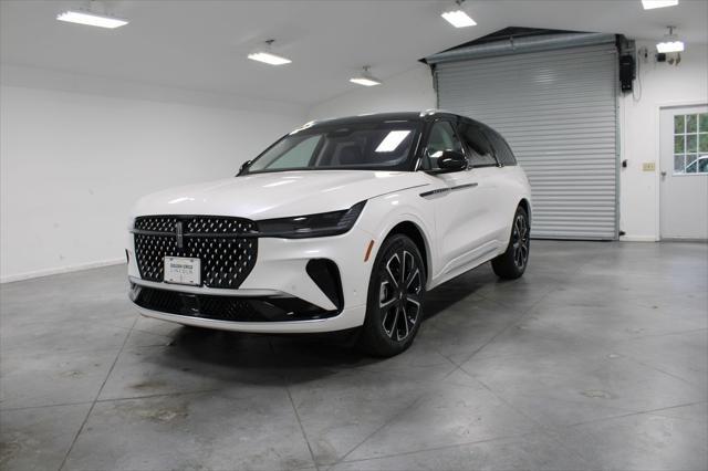 new 2024 Lincoln Nautilus car, priced at $55,071