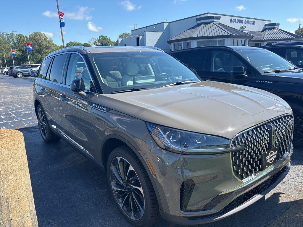 new 2025 Lincoln Aviator car, priced at $76,282