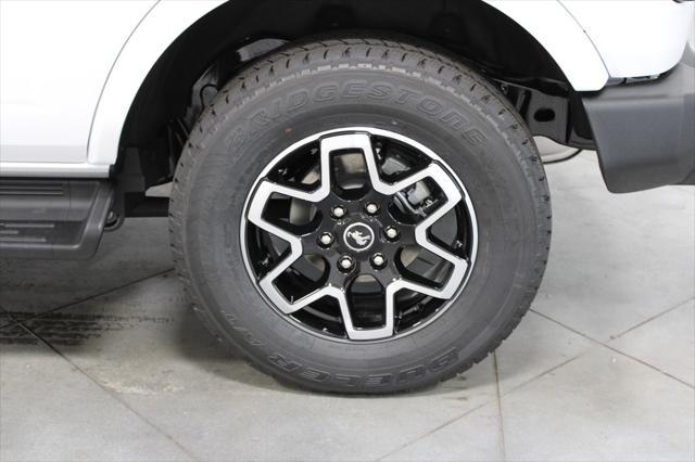 new 2025 Ford Bronco car, priced at $49,636