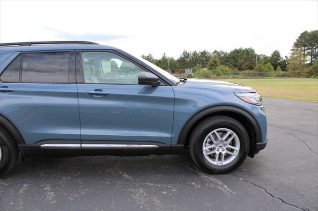 new 2025 Ford Explorer car, priced at $43,301