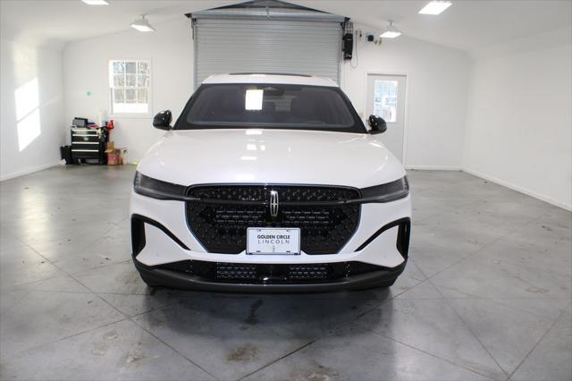 new 2025 Lincoln Nautilus car, priced at $62,005