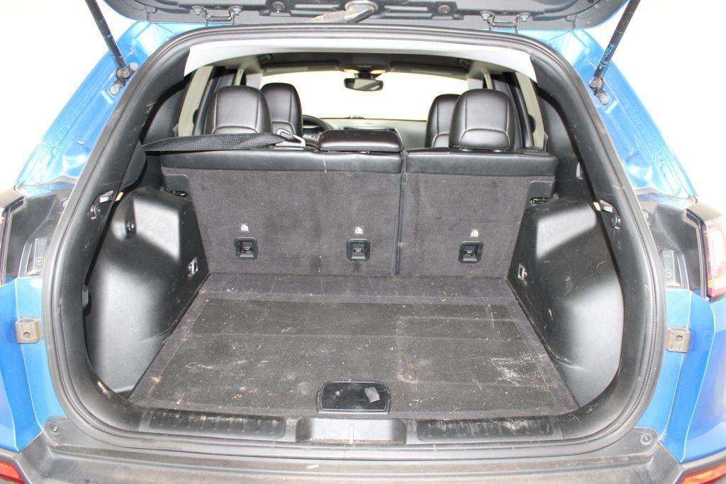 used 2022 Jeep Cherokee car, priced at $22,688