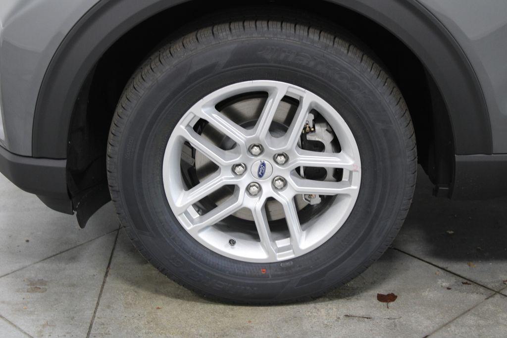 new 2026 Ford Explorer car, priced at $43,534