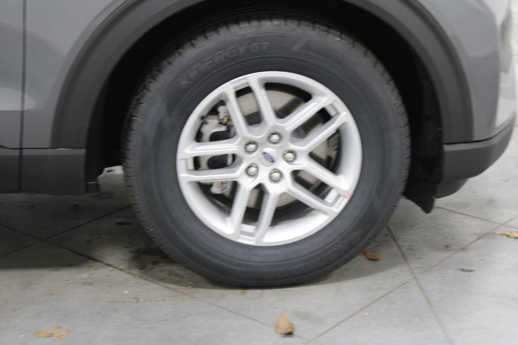 new 2026 Ford Explorer car, priced at $43,534