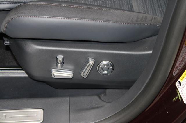 new 2025 Lincoln Nautilus car, priced at $69,413