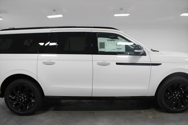 new 2025 Lincoln Navigator car, priced at $110,930