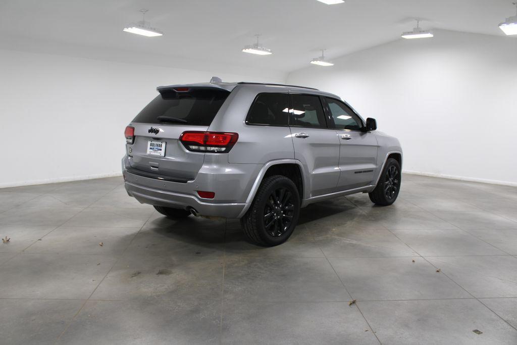 used 2018 Jeep Grand Cherokee car, priced at $16,898