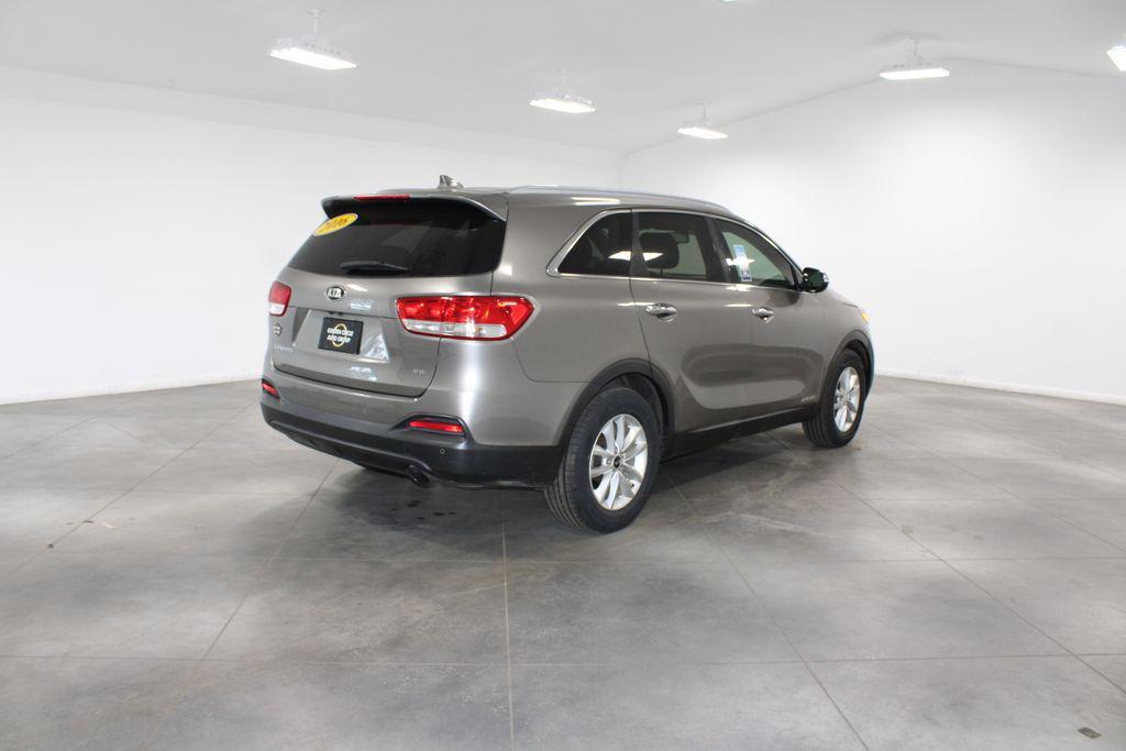 used 2016 Kia Sorento car, priced at $9,898