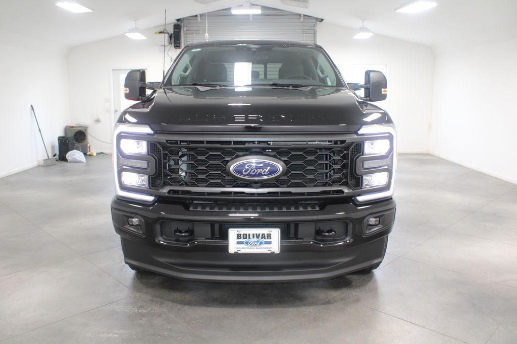 new 2025 Ford F-250 car, priced at $66,119