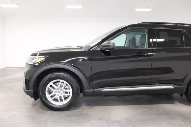 new 2025 Ford Explorer car, priced at $38,463