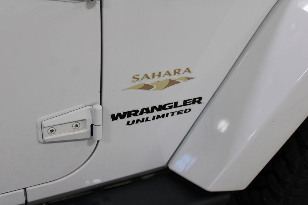 used 2015 Jeep Wrangler Unlimited car, priced at $17,398