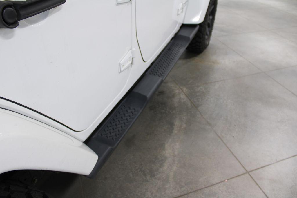 used 2015 Jeep Wrangler Unlimited car, priced at $17,398