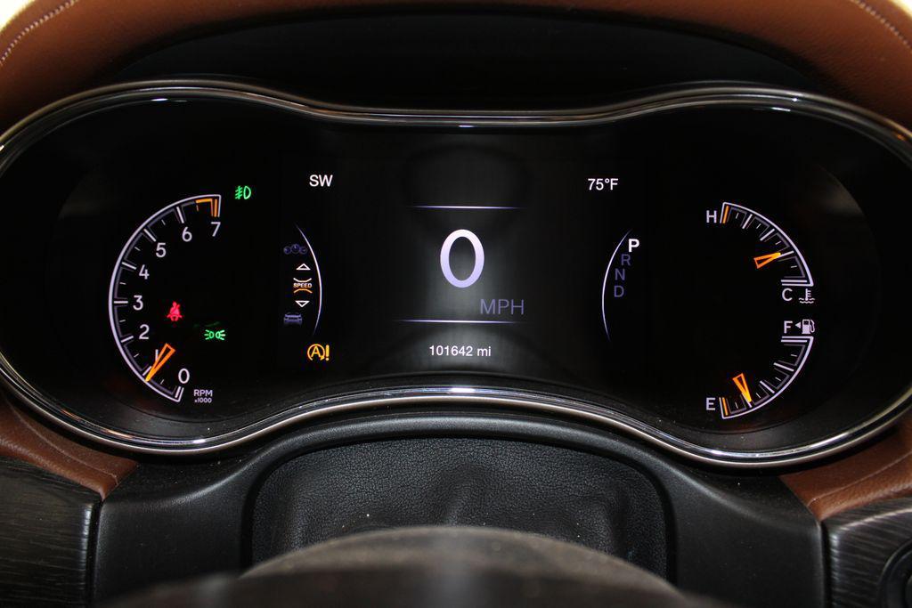 used 2017 Jeep Grand Cherokee car, priced at $18,548