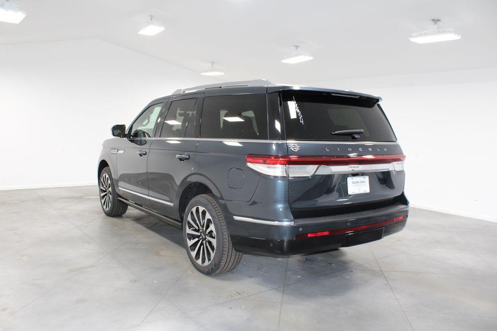 new 2024 Lincoln Navigator car, priced at $99,306