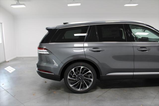 new 2025 Lincoln Aviator car, priced at $75,686