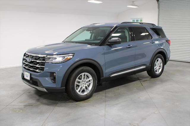 new 2025 Ford Explorer car, priced at $41,974