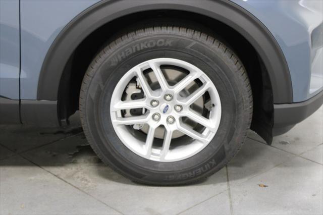 new 2025 Ford Explorer car, priced at $41,974