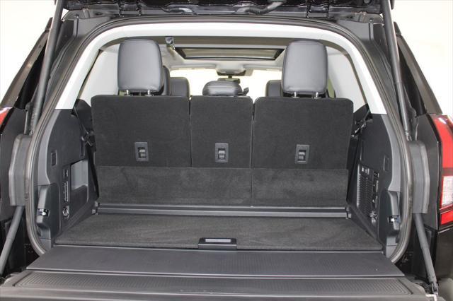 new 2025 Ford Expedition car, priced at $76,858