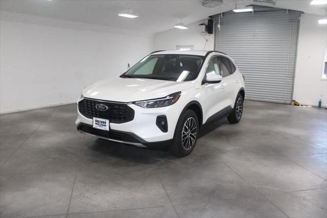 new 2025 Ford Escape PHEV car, priced at $32,794